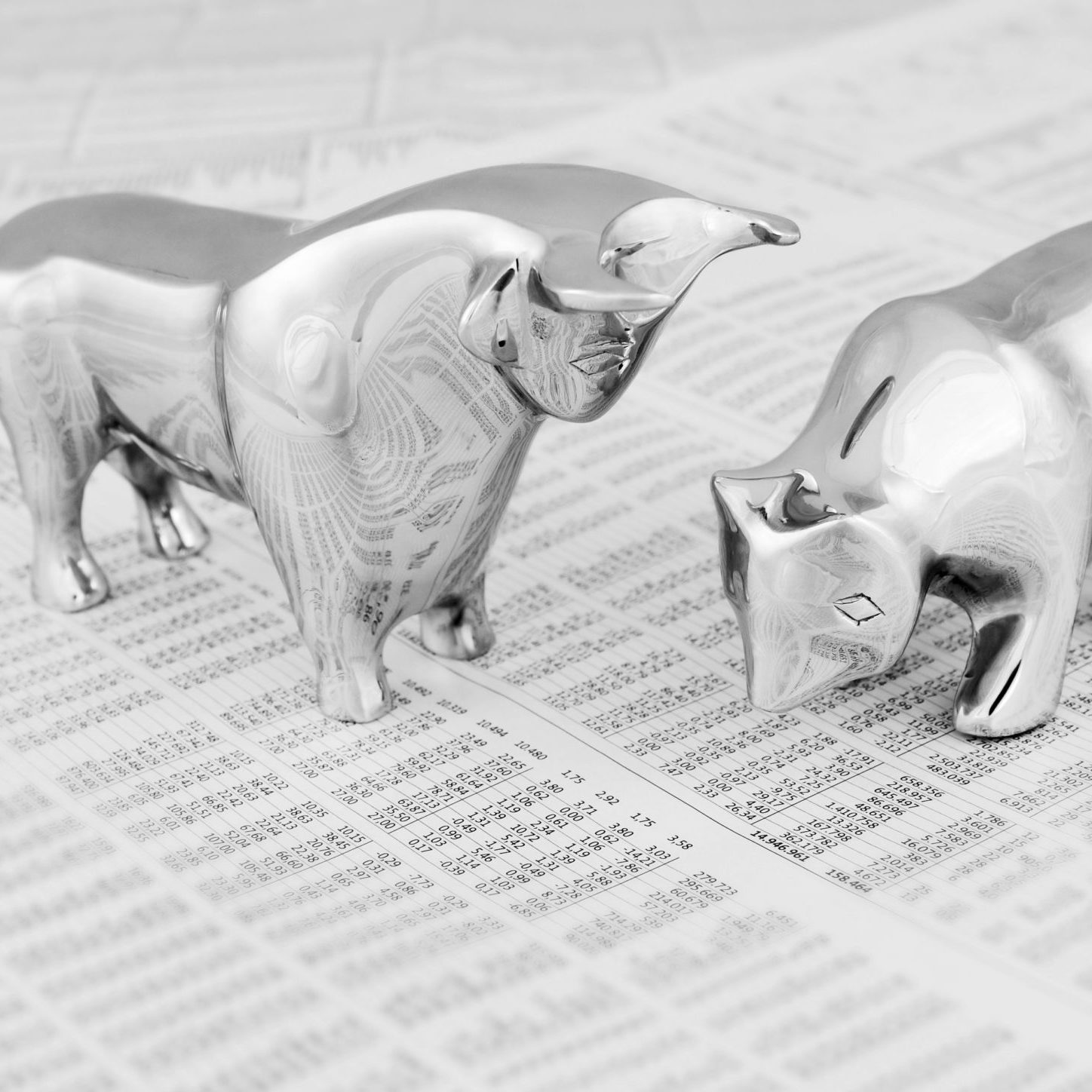 Business concept - Bull and bear, symbolic beasts of market trend, toned image.